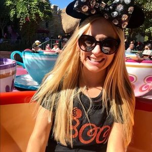 Disney Halloween BOO Top 🎃 👻